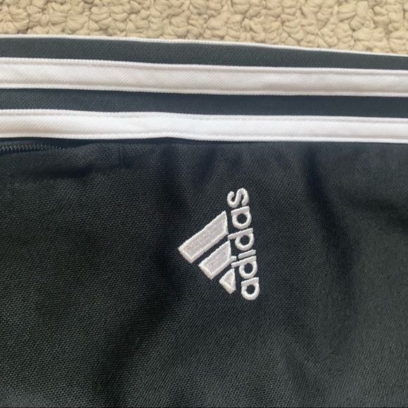 Classic Adidas Pants - Picture 4 of 8